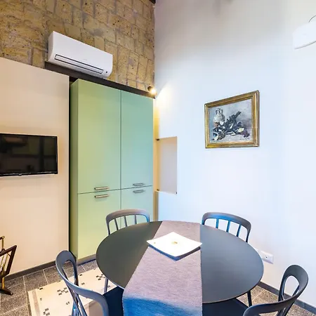 Διαμέρισμα La Pinacoteca By Napoliapartments Νάπολη