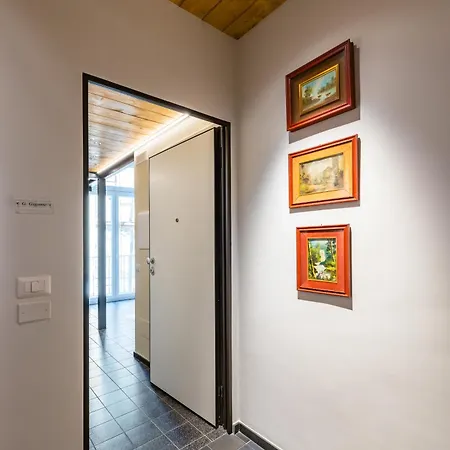 La Pinacoteca By Napoliapartments 4* Νάπολη